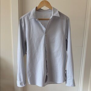 Lululemon New Venture Button Down - Medium